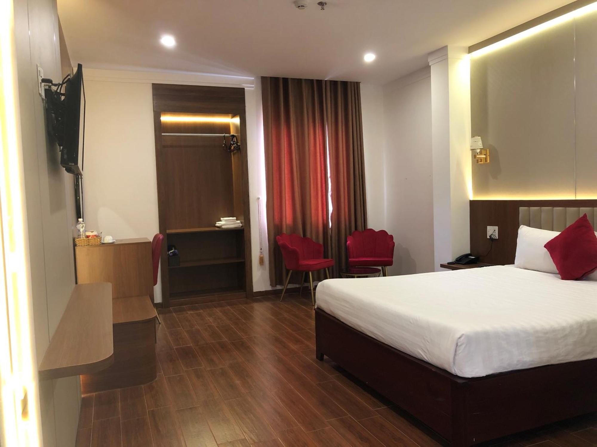 Le Centre Pleiku Hotel Exterior foto